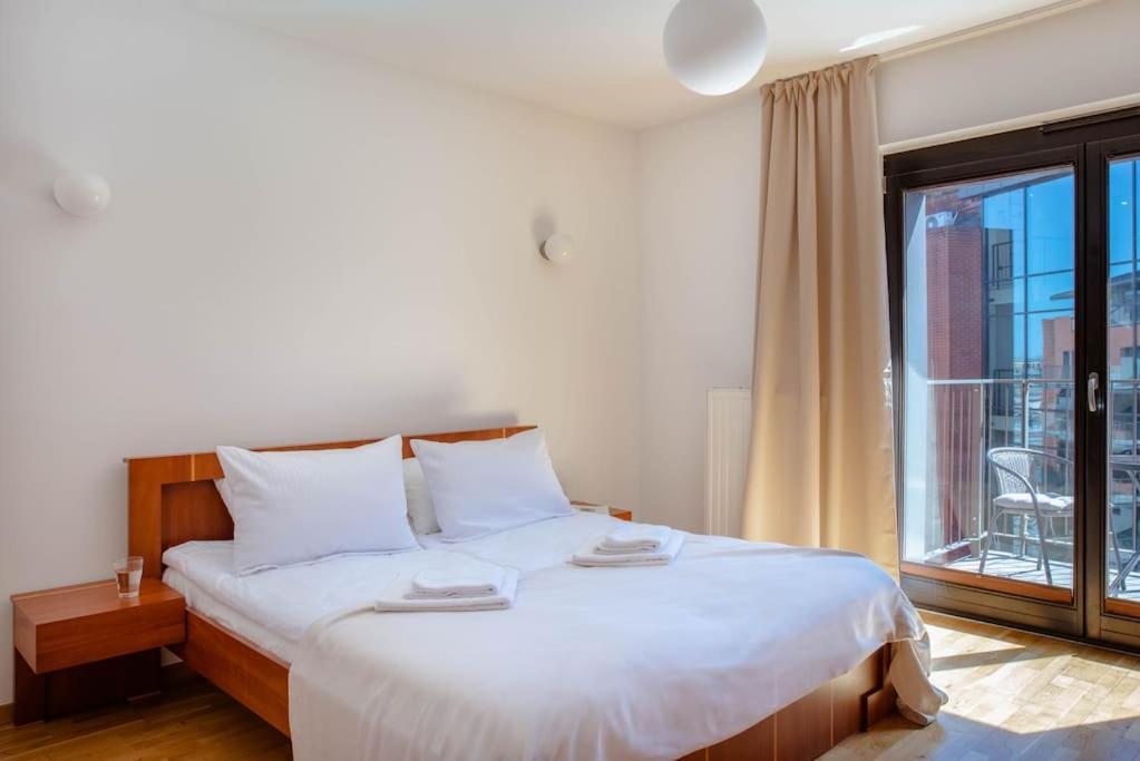 Wygodny Apartament Przy Dworcu Krasków Exterior foto